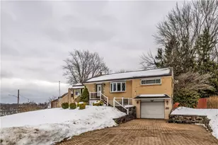 2 Hallmark Dr, Pittsburgh, PA 15235 - Photo 3