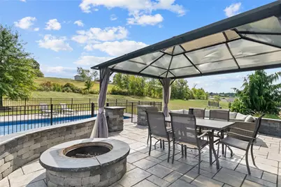 1001 Black Sands Drive, Jeannette, PA 15644 - Photo 31