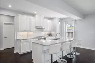 1001 Black Sands Dr, Penn Twp, PA 15644 - Photo 11