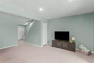 203 Woodhaven Dr, Seven Fields Boro, PA 16046 - Photo 39