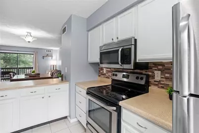 203 Woodhaven Dr, Seven Fields Boro, PA 16046 - Photo 15