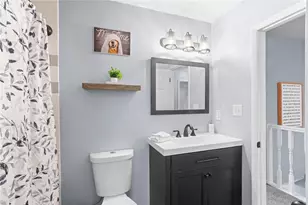 203 Woodhaven Dr, Seven Fields Boro, PA 16046 - Photo 27