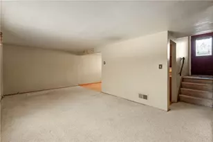 1740 Malor Dr, Pittsburgh, PA 15227 - Photo 11