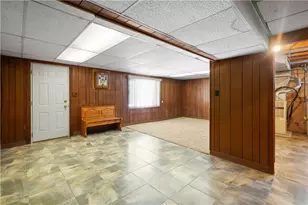 1740 Malor Dr, Pittsburgh, PA 15227 - Photo 21