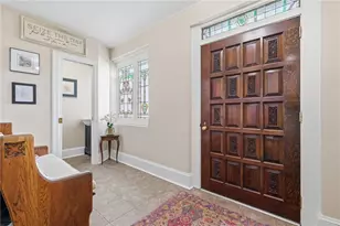 516 Roslyn Pl, Pittsburgh, PA 15232 - Photo 3