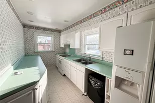 1207 Ohio Ave, White Oak, PA 15131 - Photo 9
