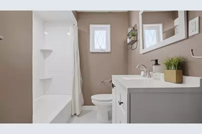 422 Wimer Dr, Ross Twp, PA 15237 - Photo 25