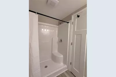 714 Pershing St, Ellwood City, PA 16117 - Photo 21