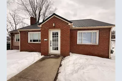 714 Pershing St, Ellwood City, PA 16117 - Photo 1