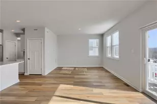 122 Scotland Ln, Harmony Boro, PA 16037 - Photo 19