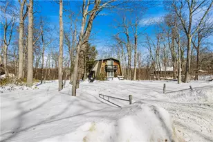 931 Laurel Summit Rd, Jenner Township, PA 15531 - Photo 5