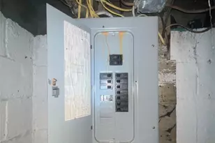 6954 Lemington Ave, Lincoln Larimer, PA 15206 - Photo 3