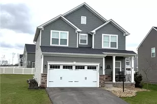 138 Twin Oaks Dr, Buffalo Township, PA 16055 - Photo 1