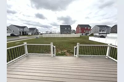 138 Twin Oaks Dr, Buffalo Township, PA 16055 - Photo 3