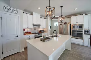 138 Twin Oaks Dr, Buffalo Township, PA 16055 - Photo 9