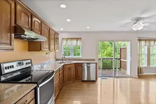 6330 Oyster Bay Ct, South Fayette, PA 15017 - Photo 3