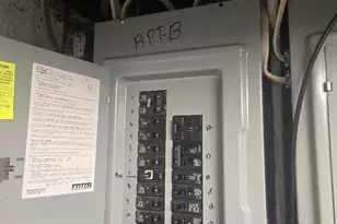 605 Spruce Ave, Sharon, PA 16146 - Photo 7