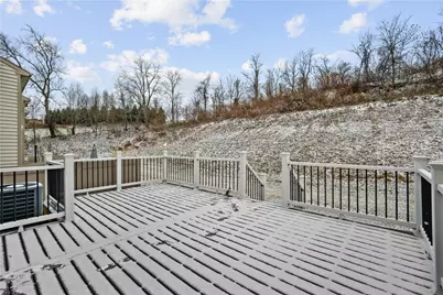 220 Noble Woods Dr, Coraopolis, PA 15108 - Photo 31