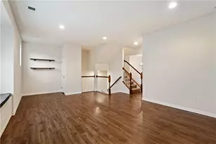 220 Noble Woods Dr, Coraopolis, PA 15108 - Photo 9