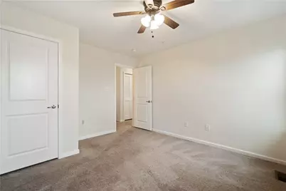 220 Noble Woods Dr, Coraopolis, PA 15108 - Photo 19