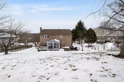 897 Macarthur Dr, Pittsburgh, PA 15228 - Photo 49