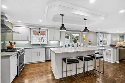 897 Macarthur Dr, Pittsburgh, PA 15228 - Photo 21