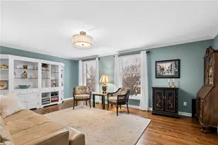 897 MacArthur Dr, Pittsburgh, PA 15228 - Photo 7