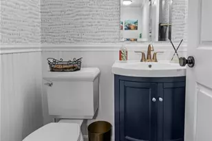 897 MacArthur Dr, Pittsburgh, PA 15228 - Photo 23