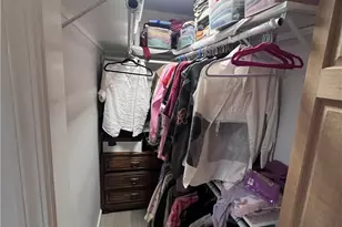 271 W Ingomar Rd, Pittsburgh, PA 15237 - Photo 9