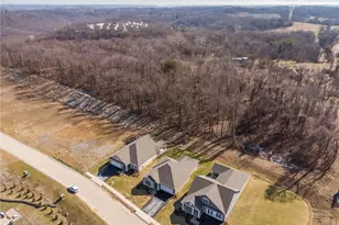 206 Walton Circle, Aliquippa, PA 15001 - Photo 7