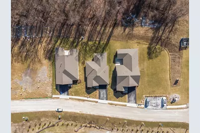 206 Walton Circle, Aliquippa, PA 15001 - Photo 5