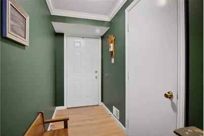 1513 Timberidge Dr, Bethel Park, PA 15102 - Photo 5
