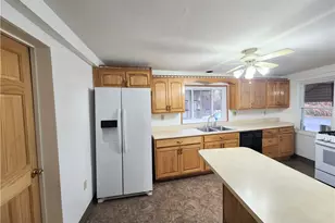 731 Chartiers Ave, Elliott, PA 15220 - Photo 3