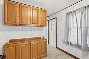 1395 Amity Ridge Rd, Amwell, PA 15301 - Photo 13