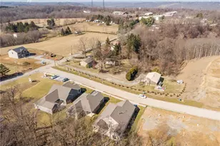 208 Walton Circle, Aliquippa, PA 15001 - Photo 5