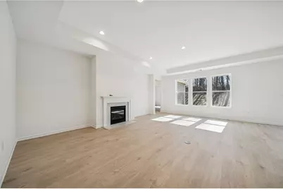 208 Walton Circle, Aliquippa, PA 15001 - Photo 13