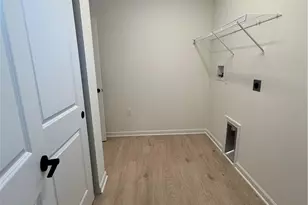 208 Walton Circle, Aliquippa, PA 15001 - Photo 27