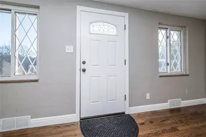 113 McGinley Dr, Pittsburgh, PA 15116 - Photo 3