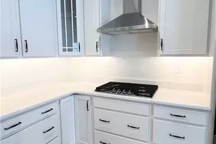 107 Hemingway Ln, Kennedy Township, PA 15108 - Photo 13