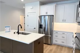 107 Hemingway Ln, Kennedy Township, PA 15108 - Photo 15