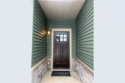 107 Hemingway Lane, Coraopolis, PA 15108 - Photo 3