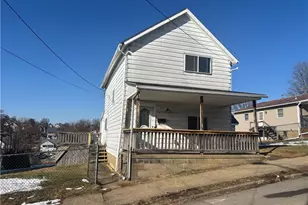 7 Hall Ave, Washington, PA 15301 - Photo 1