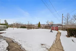 5354 Greenridge Dr, Pittsburgh, PA 15236 - Photo 23