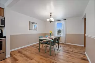 5354 Greenridge Dr, Pittsburgh, PA 15236 - Photo 7