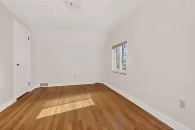 2606 Winchester Drive, Pittsburgh, PA 15220 - Photo 17