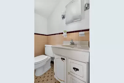 2606 Winchester Drive, Pittsburgh, PA 15220 - Photo 19