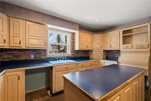 84 Buhl Blvd, Sharon, PA 16146 - Photo 9