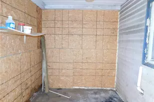 120 Bailey Ave, Uniontown, PA 15401 - Photo 11