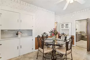 1203 Eastbrook St, New Castle, PA 16101 - Photo 7