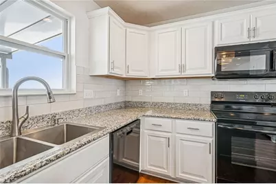 11639 Dartmoor Drive, North Huntingdon, PA 15642 - Photo 7